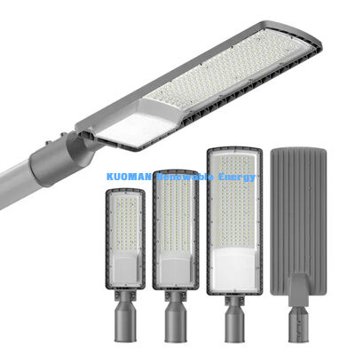 50W-200W ánh sáng đường phố mặt trời LED ngoài trời IP66 chống nước với 50000 giờ tuổi thọ cho bãi đậu xe và đường cao tốc