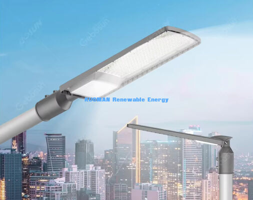 50W-200W ánh sáng đường phố mặt trời LED ngoài trời IP66 chống nước với 50000 giờ tuổi thọ cho bãi đậu xe và đường cao tốc
